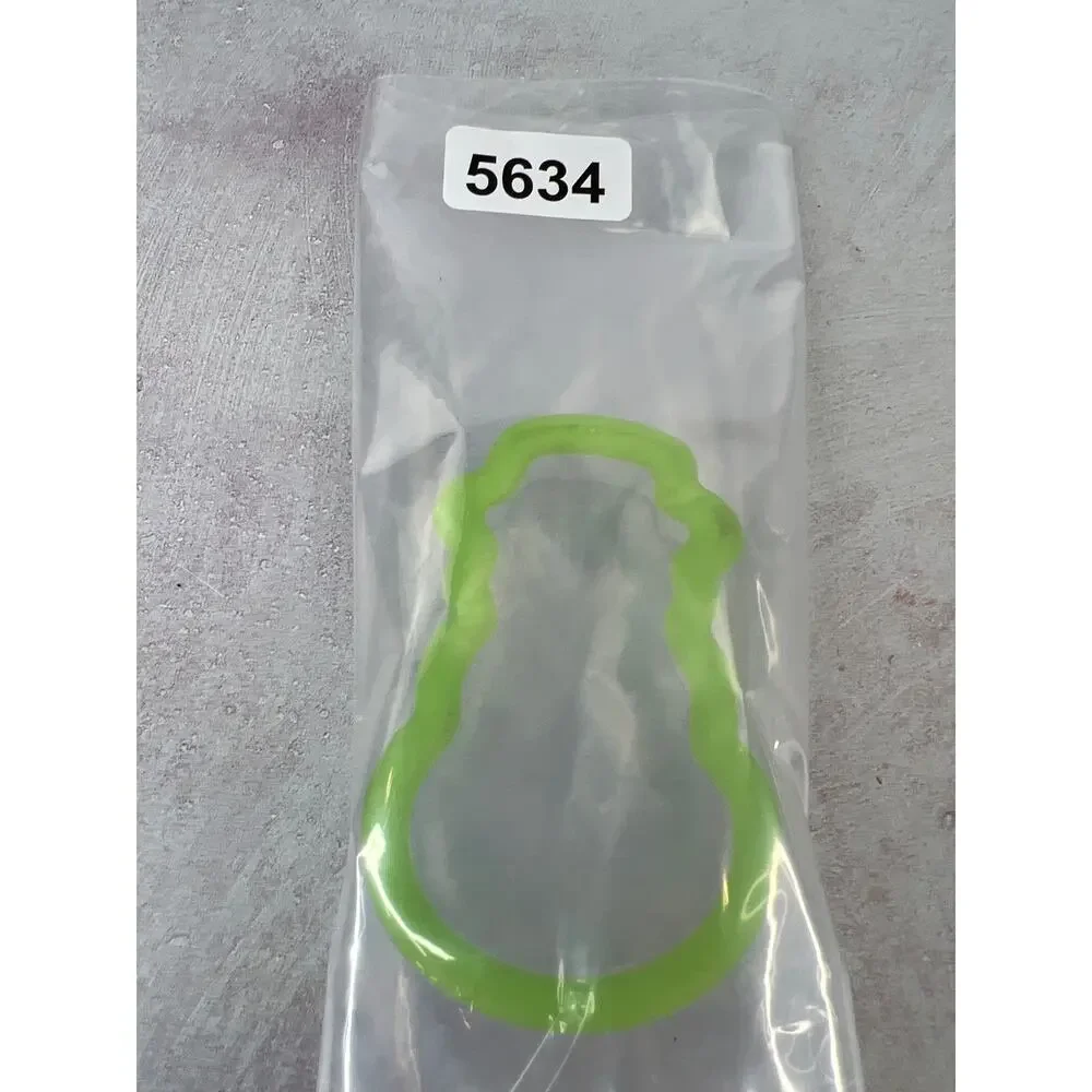 Snowman cookie cutter‎